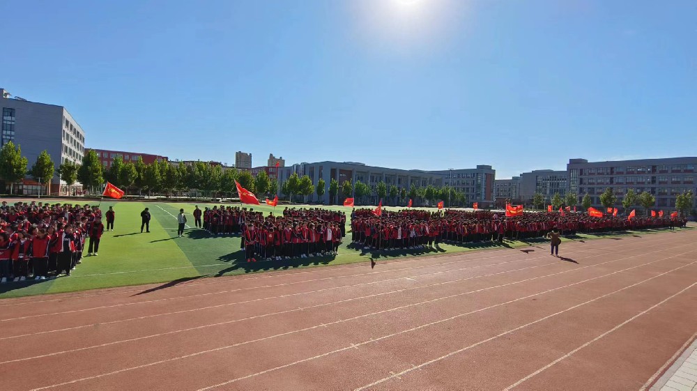 范县卓越中学高二年级举行第一季班级挑战赛启动仪式