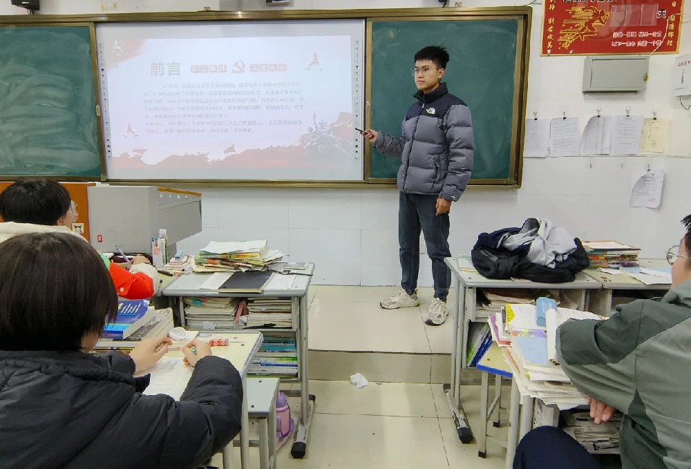 追溯长征精神 备战九师联盟