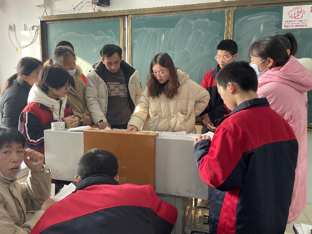 ​家校合心筑力，点亮青春理想——高三A部举行家长会