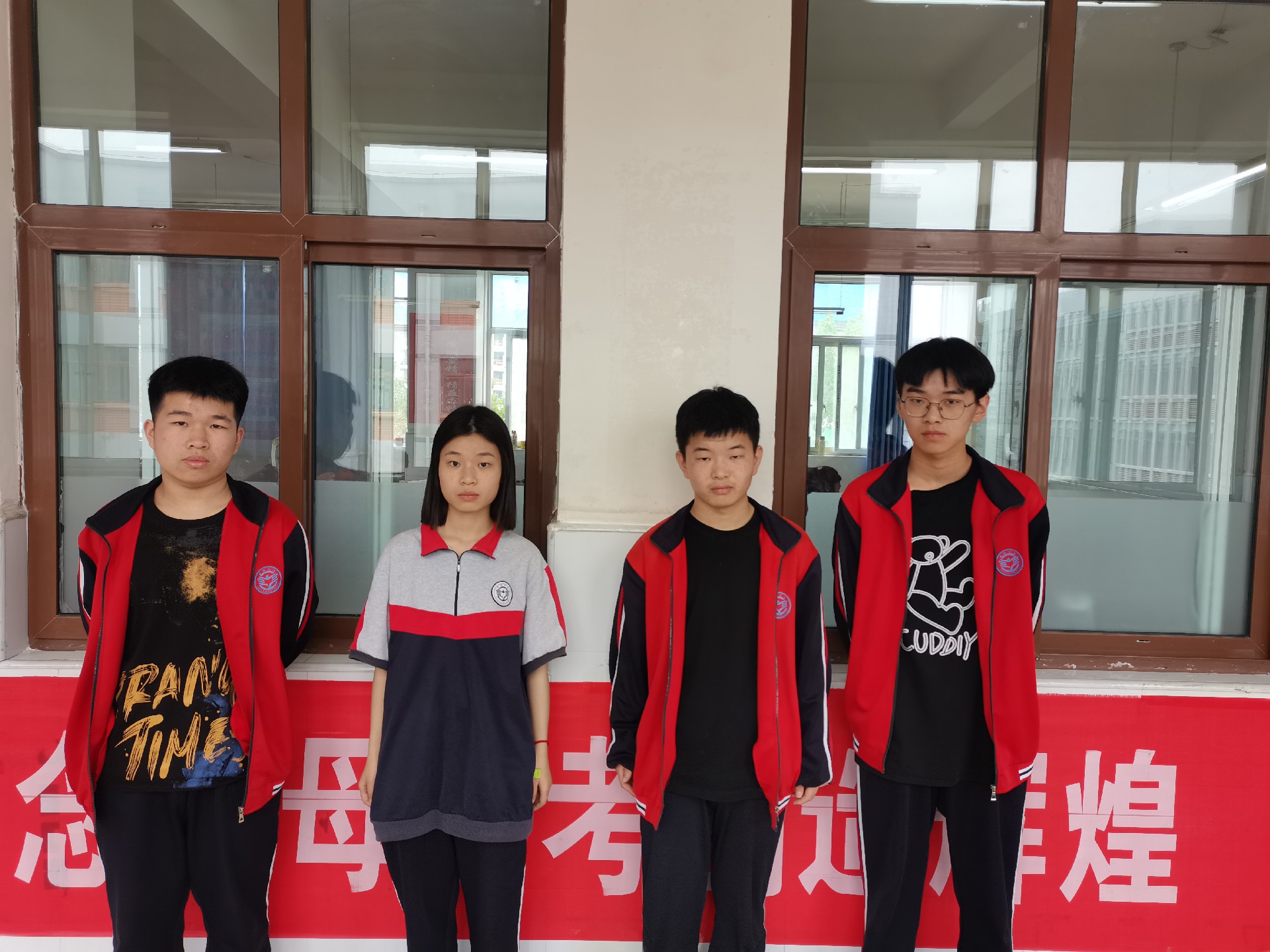 d4219f8946af531702ab9b200efc3bc.jpg
