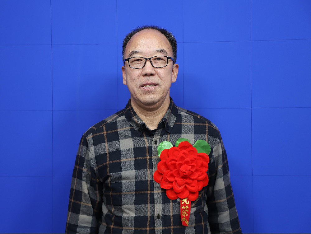 范县卓越中学2024-2025学年优秀教师展示(一)